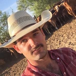 Meet your Posher, Isaac